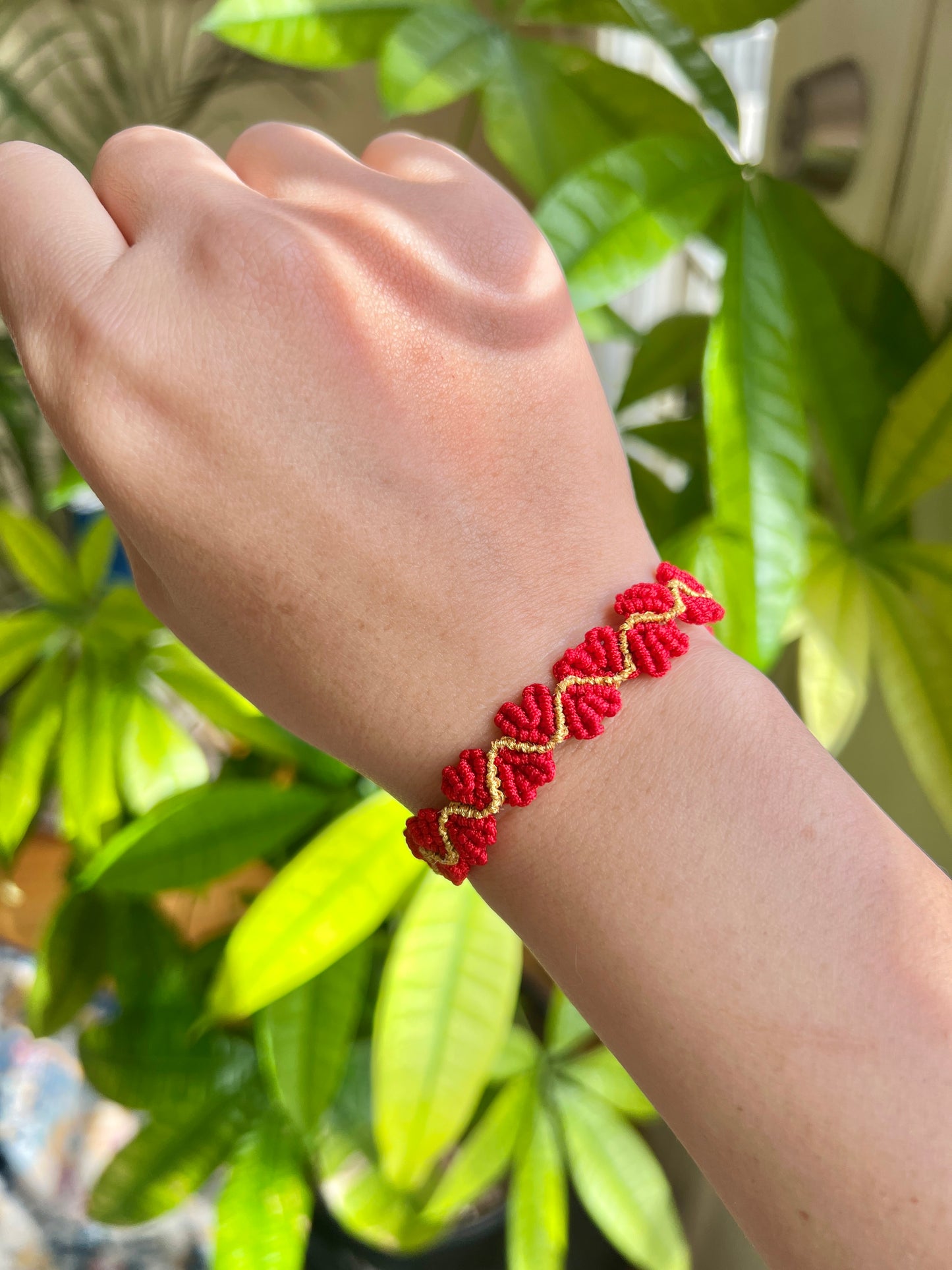 Red Heart Knot Bracelet