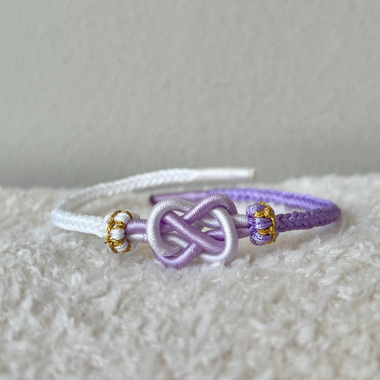 Pulsera con nudo de serenidad de lavanda